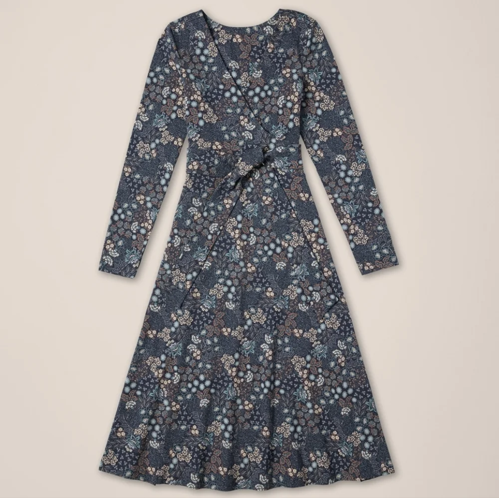 NWOT Pact Organic Fit & Flare Wrap Dress in Mountain Meadow Midnight Blue size M - Picture 4 of 5